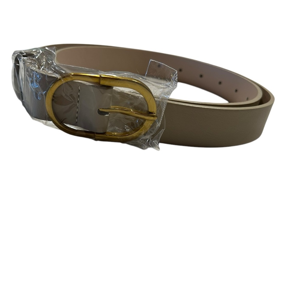 Elegant Beige all leather Belt with Gold Buckle  NWOT